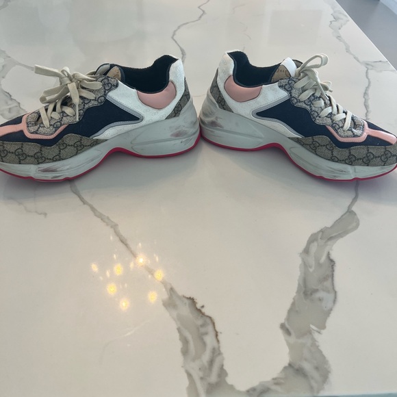 Authentic Gucci Migno Women Sneaker size 41 - Picture 4 of 16